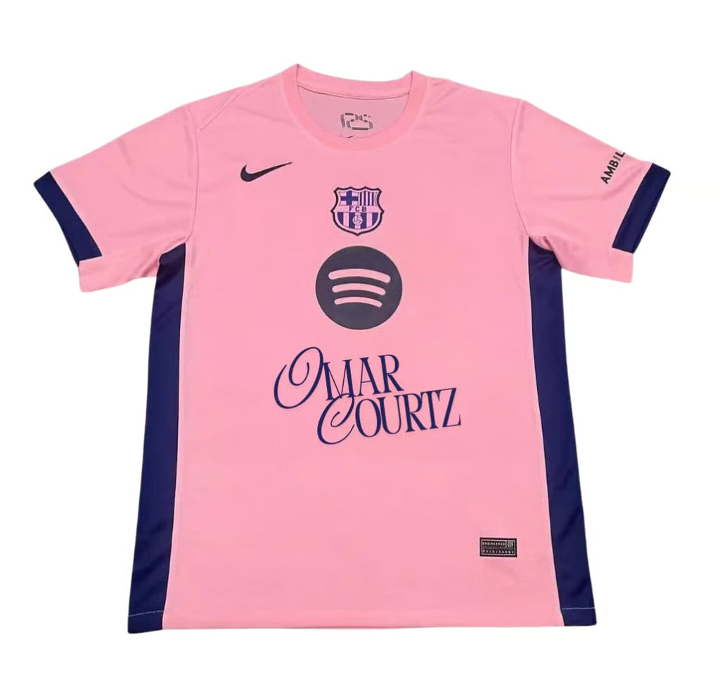 Barcelona x Omar Courtz camiseta primera musa
