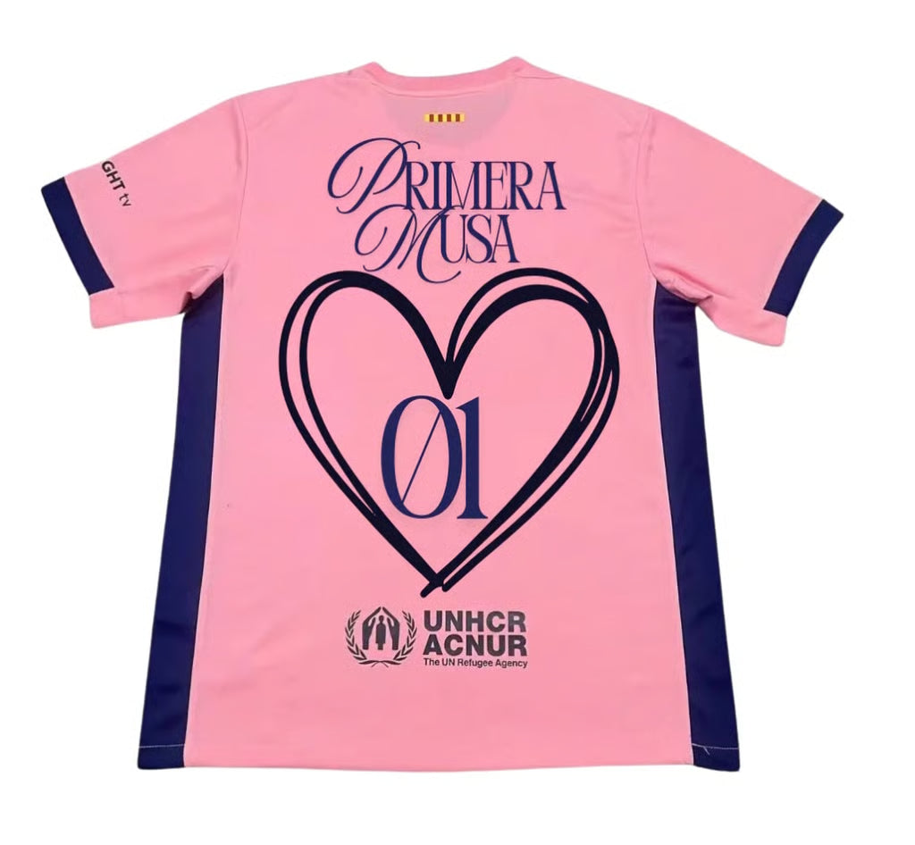 Barcelona x Omar Courtz camiseta primera musa