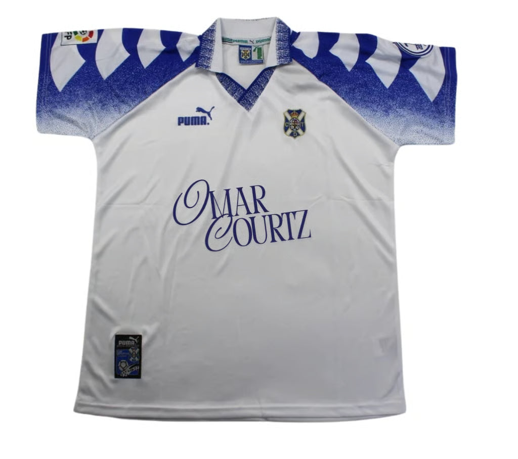 Tenerife x Omar Courtz camiseta primera musa retro